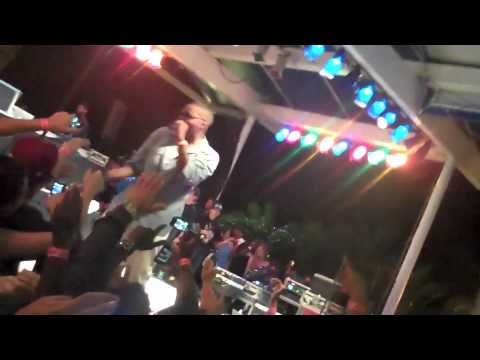 NAS - LIVE IN HAWAII - BRAVE HEART NAS - LIVE IN HAWAII - BRAVE HEART