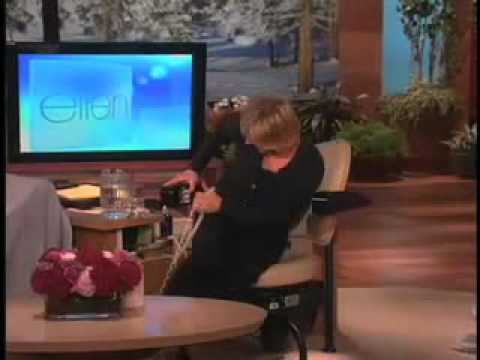 Ellen's Favorite Moments: The Hawaii Chair