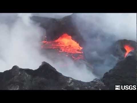 Active lava on the Big Island, Hawaii Active lava on the Big Island, Hawaii