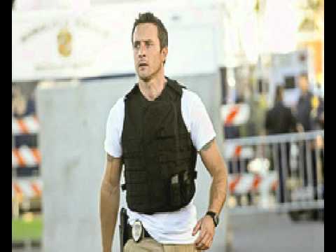 Hawaii Five-0 Season 2 Episode 20 Ha alele Abandoned