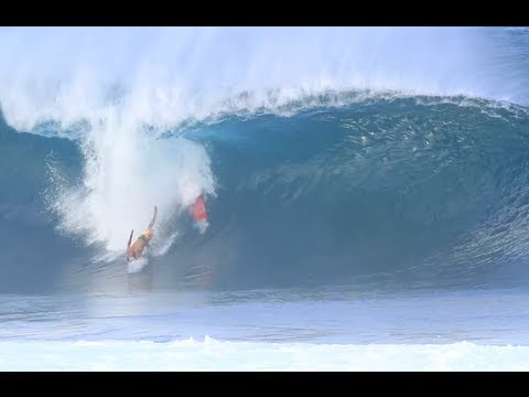 HAWAII PIPELINE MASTERS: DAY 1 2011