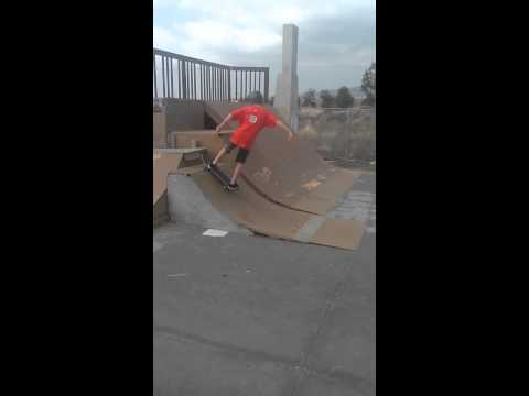 Rock to fakie-max Edwards