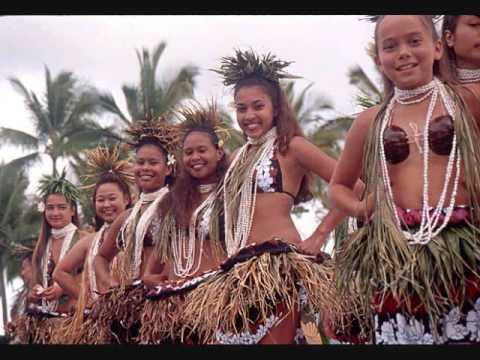 Bing Crosby - Mele Kalikimaka Hawaiian Christmas Song