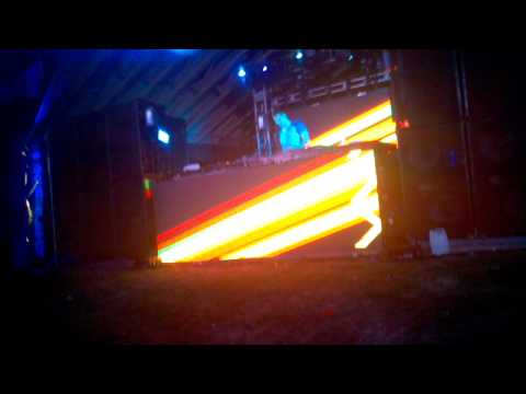 Afrojack plays Daft Punk - HBFS + Medley Afrojack plays Daft Punk - HBFS + Medley